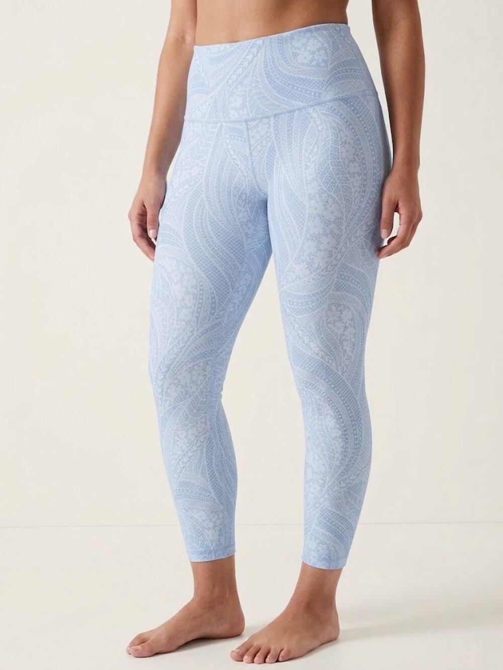 Athleta Elation Textured 7/8 Tight Legging Size L